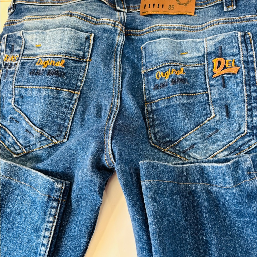European i-del 85 or id men jeans 85 idel jeans Original size 32 waist 30 inseam